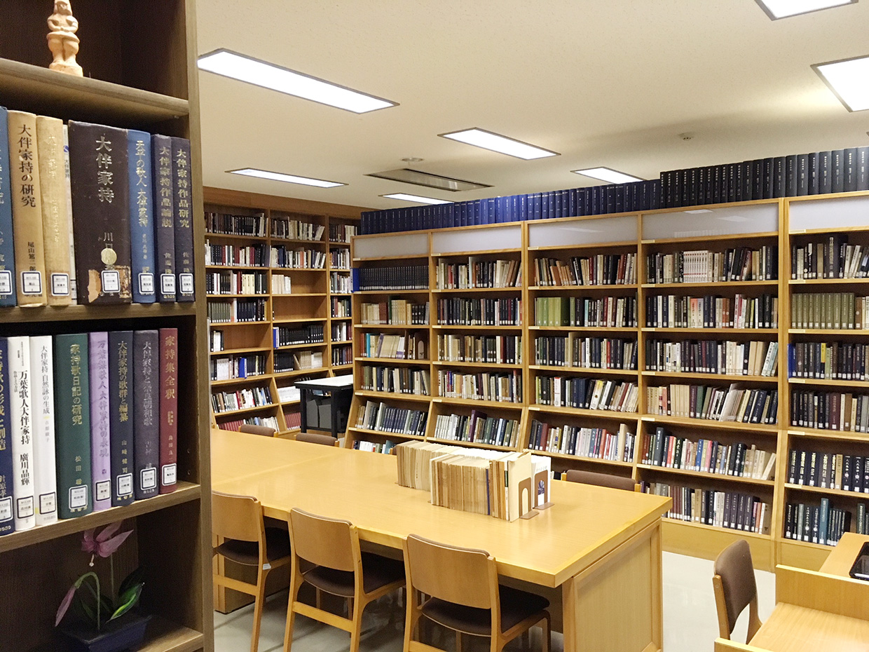 図書閲覧室